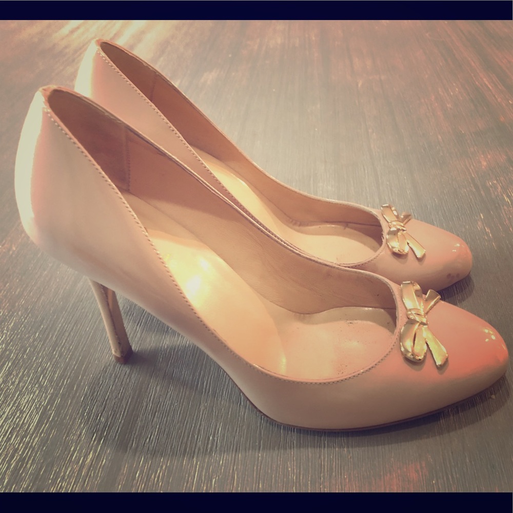 Kate Spade blush pink Heel with gold bow